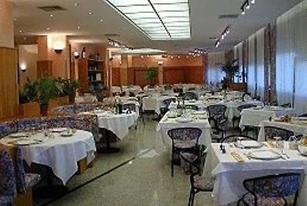 酒店 Sole & Esperia 3*